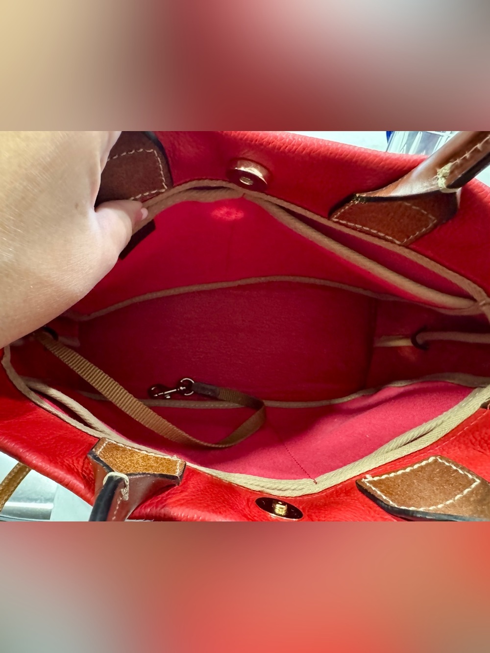 Dooney & Bourke Wakefield Tassel Tote Red Pebble Leather + Extension Strap - Picture 8 of 10